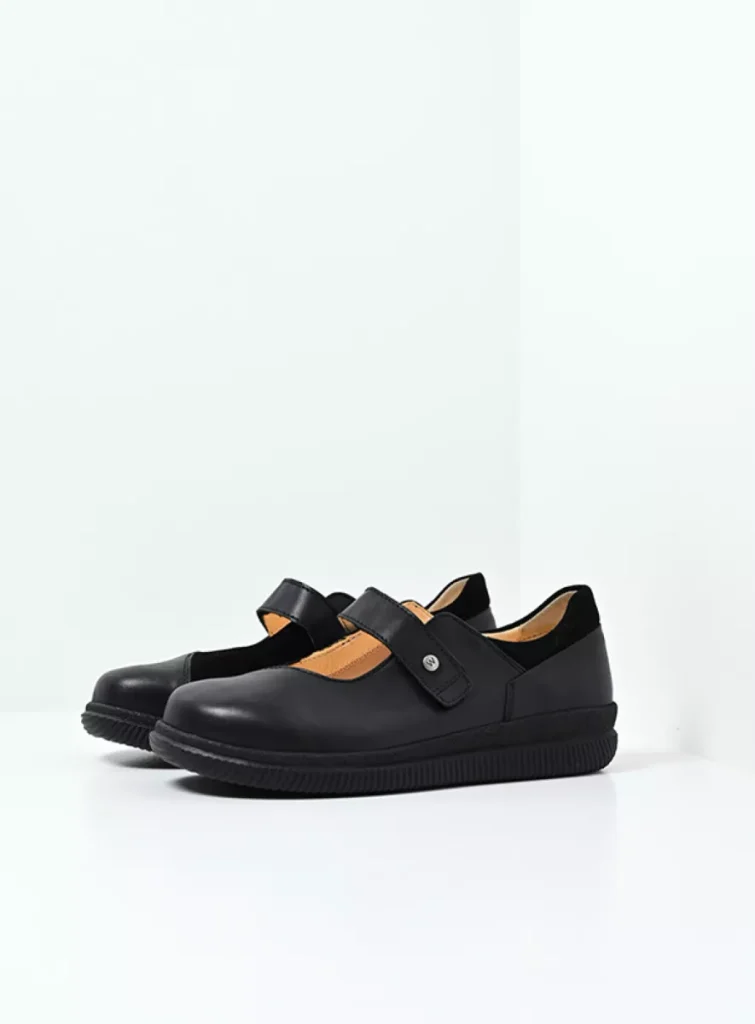 Wolky Activator XW 0072521000 21000 black leather