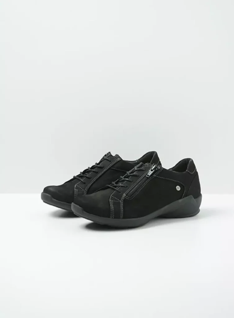 Wolky Women’s shoes 0157616000 16000 black oiled nubuck