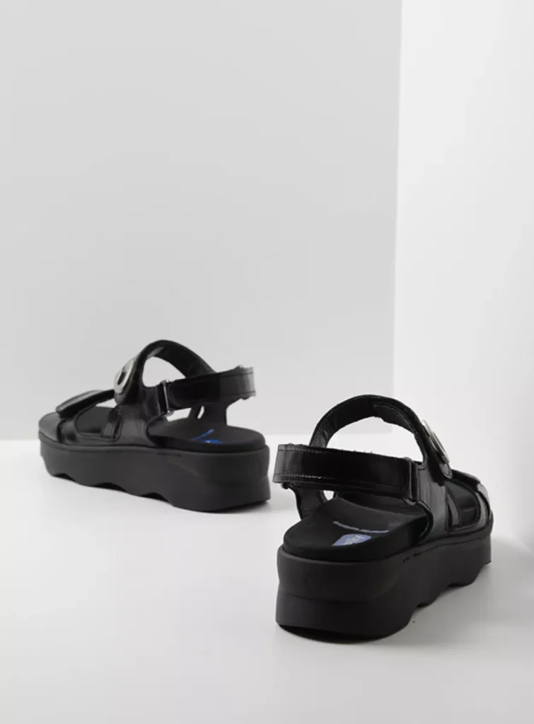 Wolky Women’s shoes 0235033000 33000 black leather