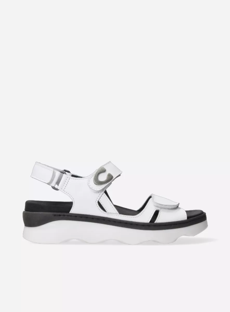 Wolky Women’s shoes 0235033100 33100 white leather