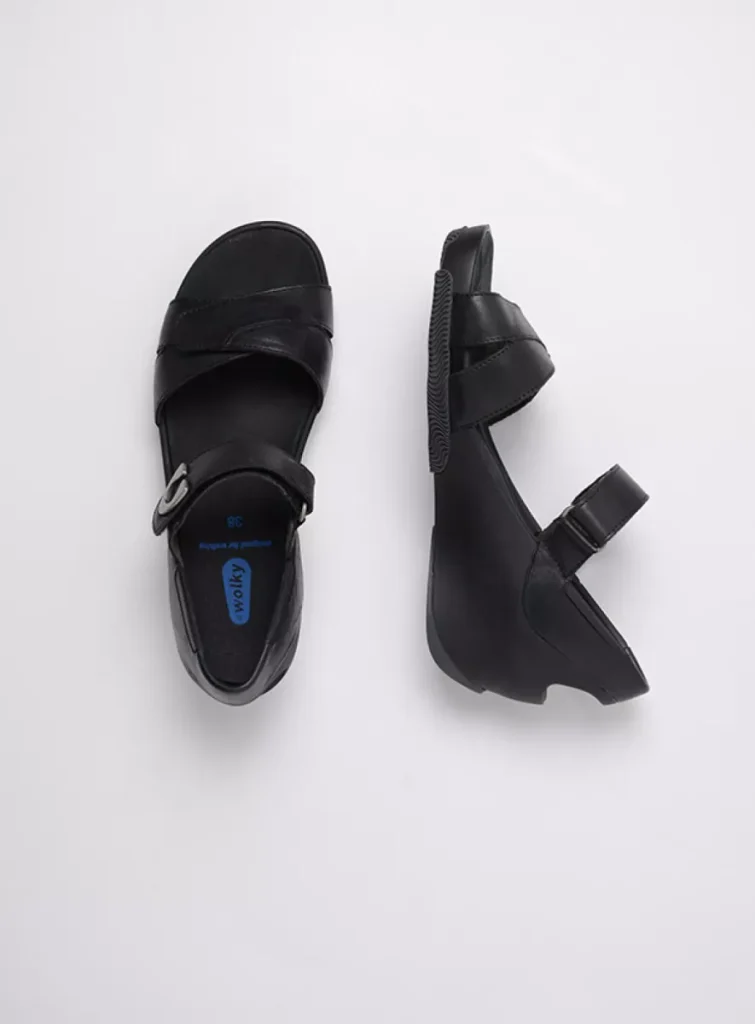 Wolky Women’s shoes 0377520000 20000 black leather