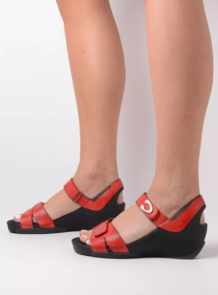 Wolky Women’s shoes 0377520500 20500 red leather