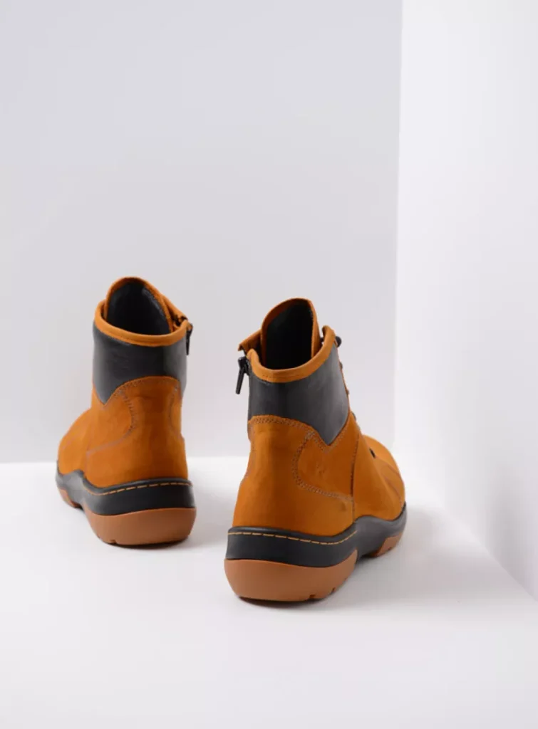 Wolky Women’s shoes 0305011925 11925 dark ochre nubuck
