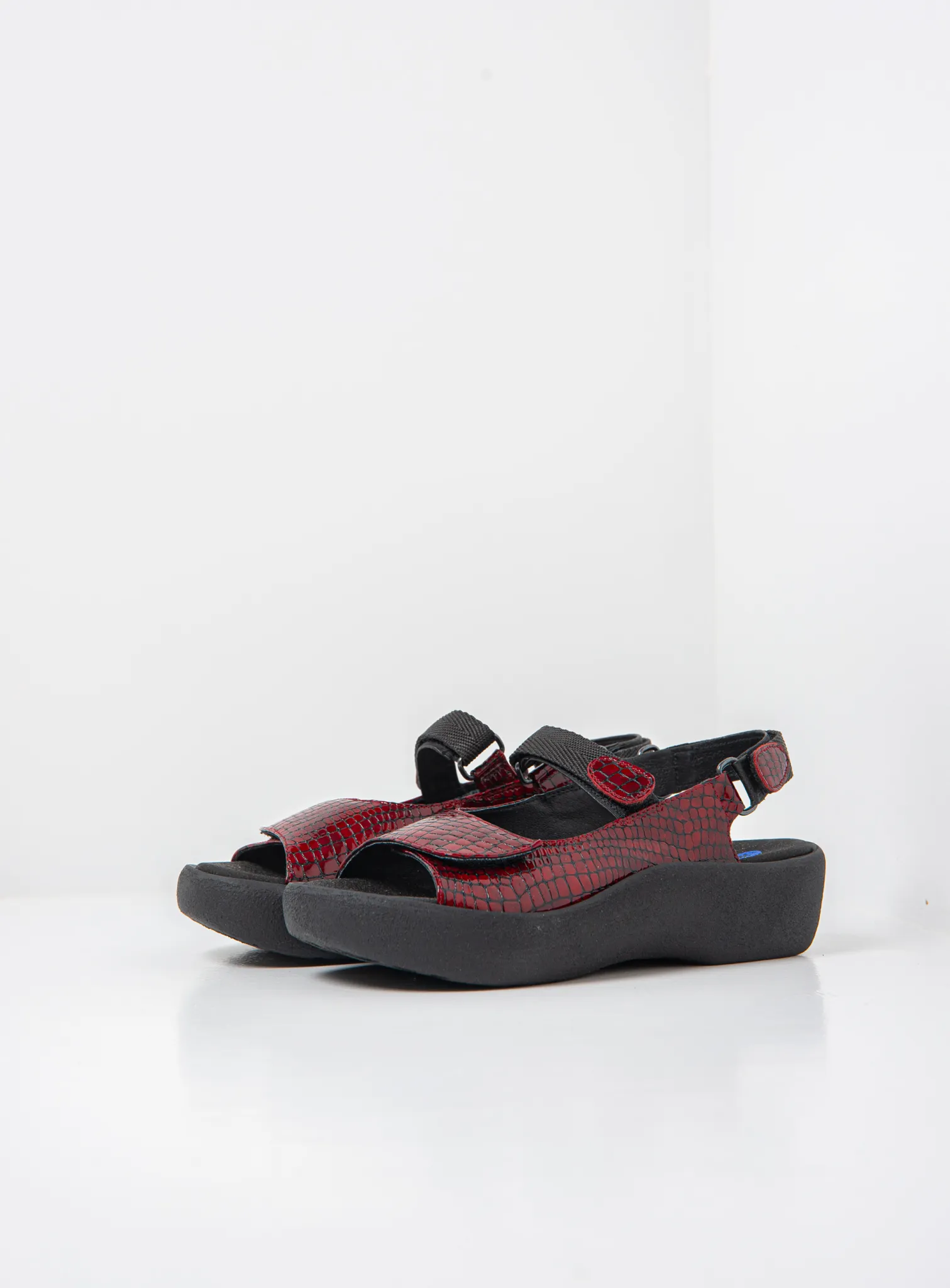 Wolky Jewel - red crocolook patent leather Sandals for women