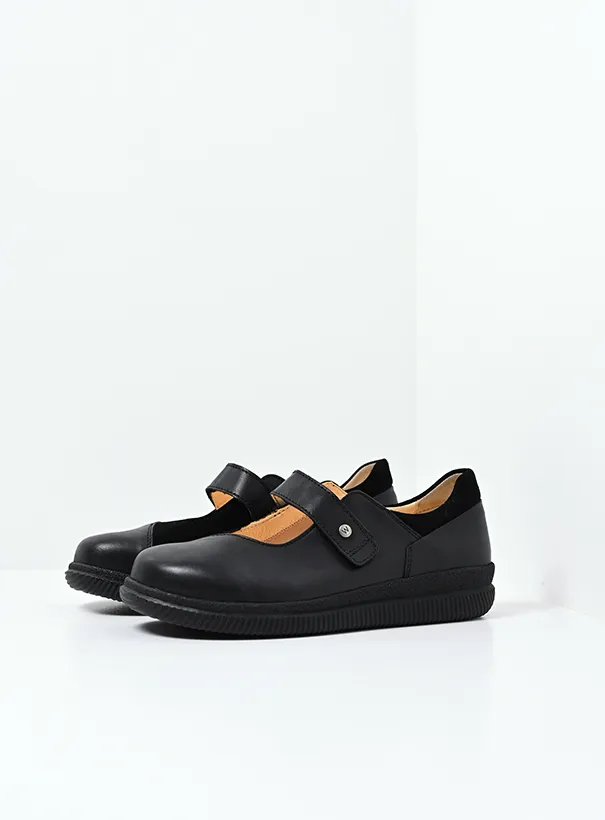 Wolky Motion XW - black leather Mary Jane shoes for women