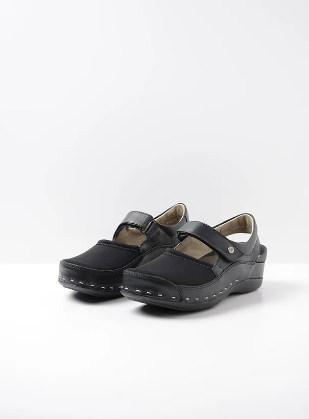 Wolky Strap-Cloggy - black lycra leather Clogs for women