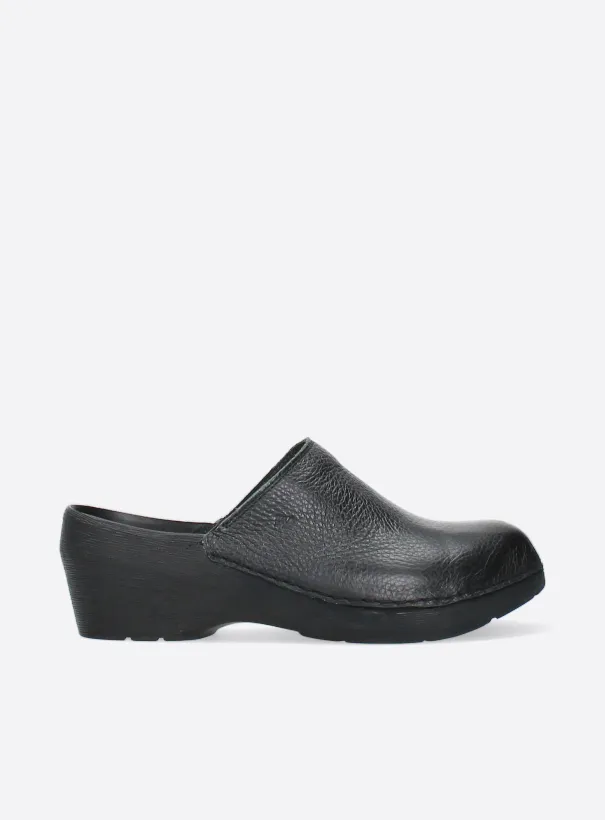 Wolky Pro Clog - black leather Clogs for women