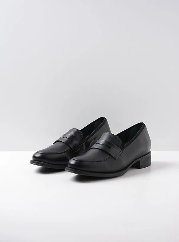 Wolky Alabama F2F - black vegan biocare Loafers for women