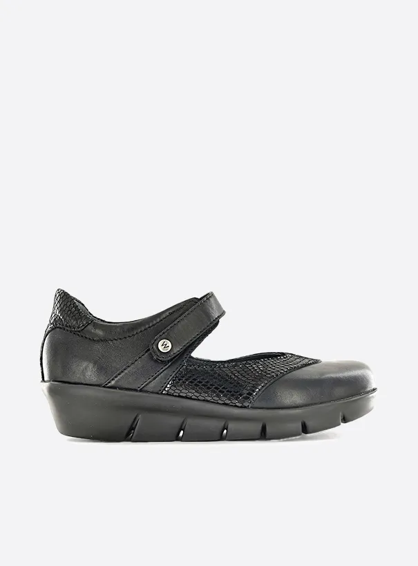 Wolky Lomita - black combi leather Mary Jane shoes for women