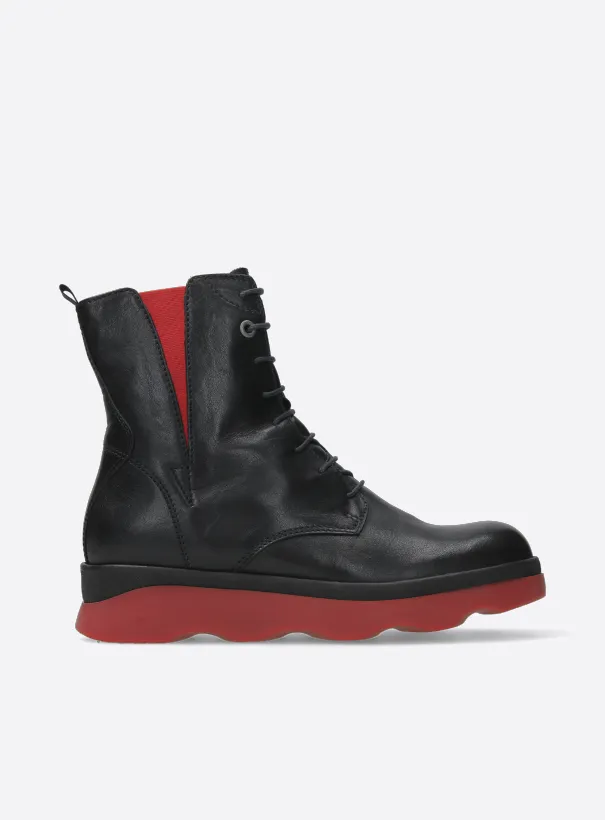 Wolky Akita WR - black/red leather Boots for women