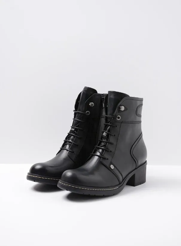 Wolky Red Deer WR - black leather Ankle boots for women