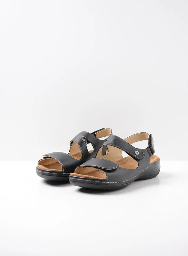 Wolky Liana XW - black leather Sandals for women