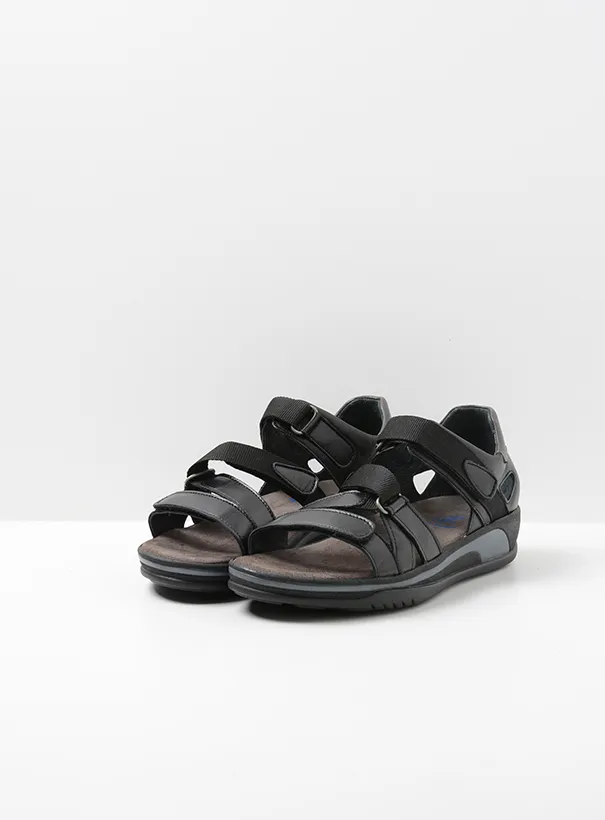 Wolky Desh - black leather Sandals for women