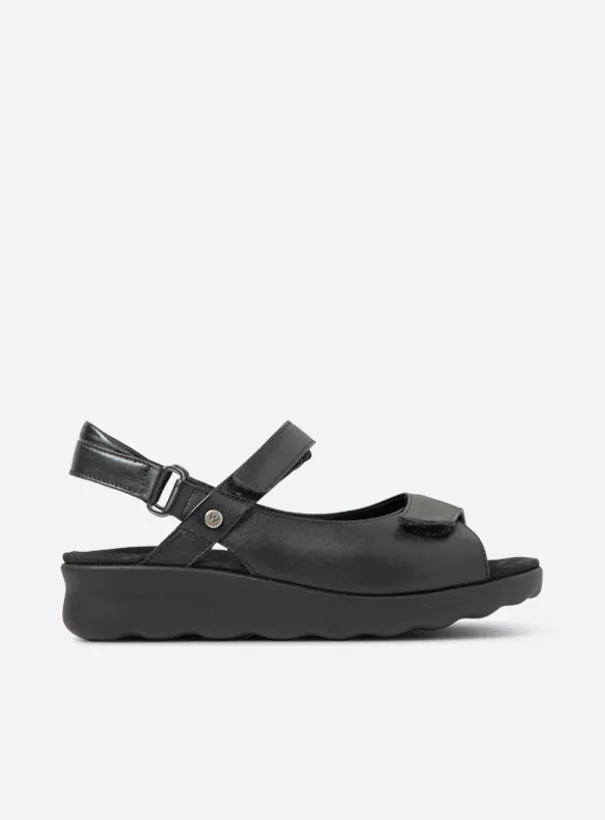 Wolky Pichu - black leather Sandals for women