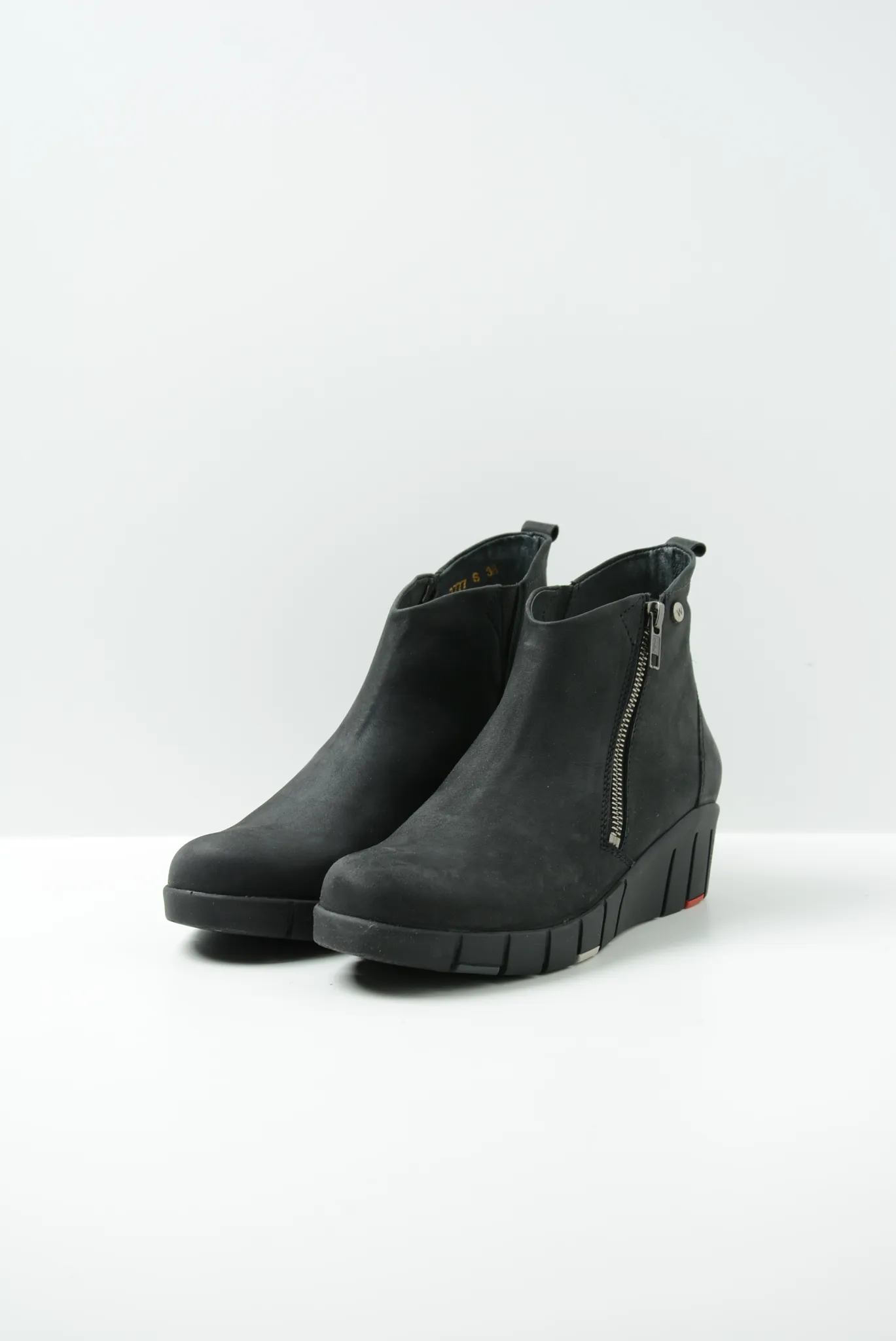 Wolky Phoenix WR - black nubuck Boots for women