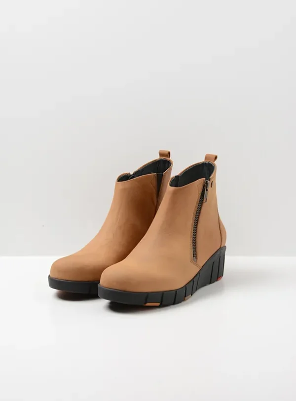 Wolky Phoenix WR - camel nubuck Boots for women