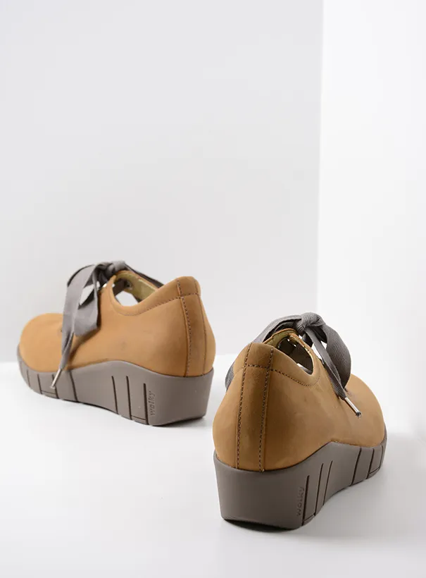 Wolky Boston - mid brown nubuck Ankle support shoes for women