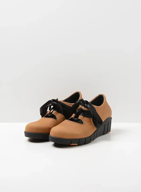 Wolky Boston - camel nubuck Ankle support shoes for women