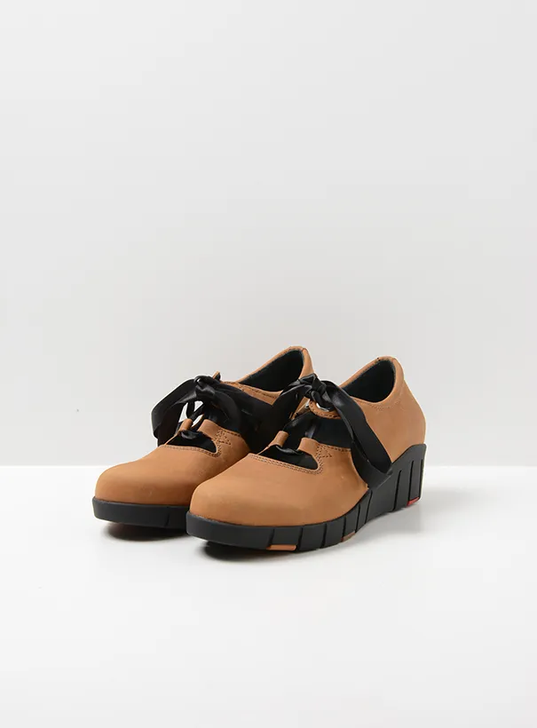 Wolky Boston - camel nubuck Ankle support shoes for women