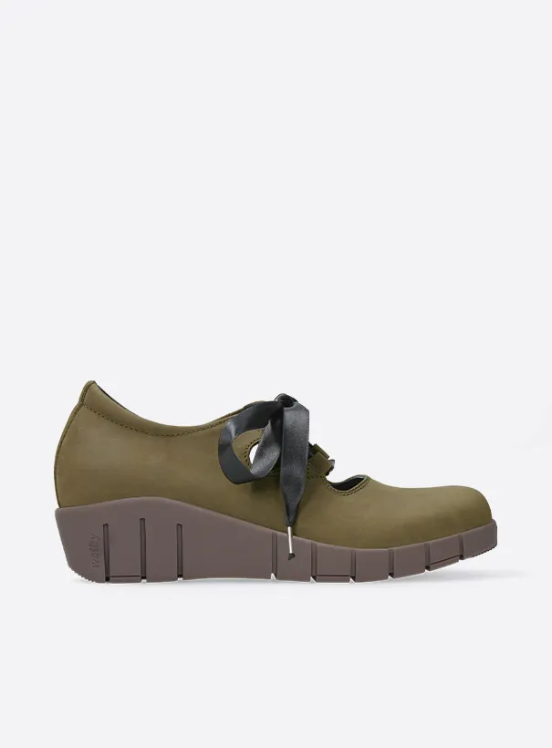 Wolky Boston - olive nubuck Ankle support shoes for women