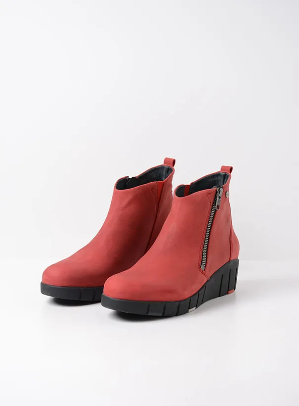 Wolky Phoenix HV - red nubuck Boots for women