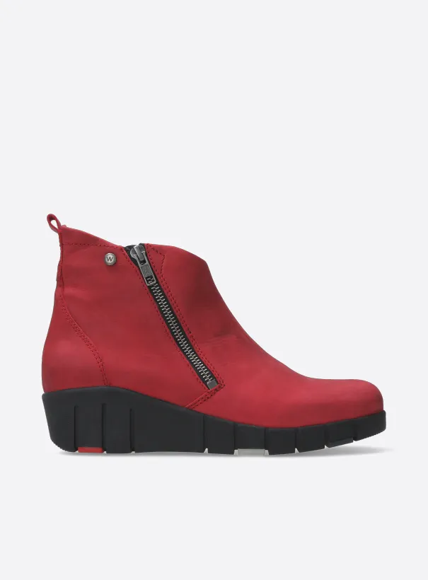 Wolky Phoenix HV - red nubuck Boots for women
