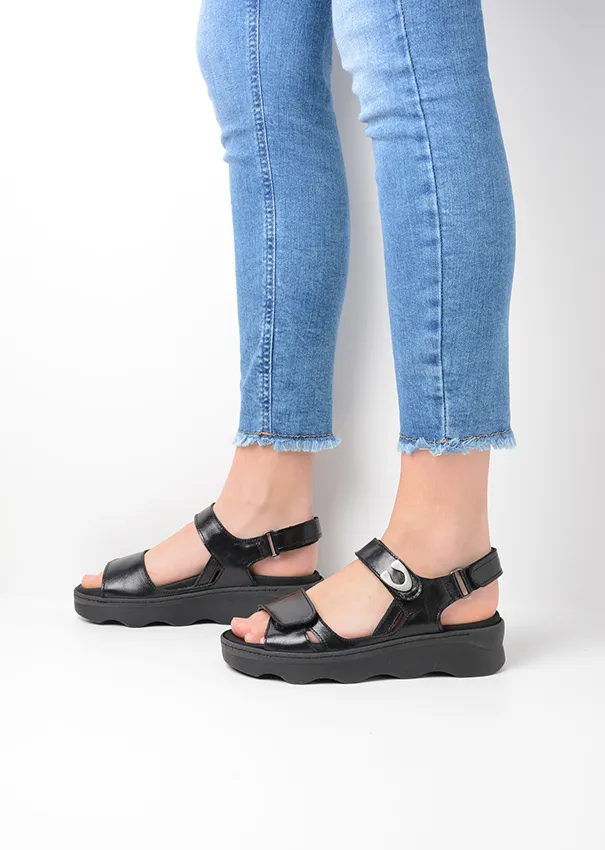 Wolky Medusa - black leather Sandals for women