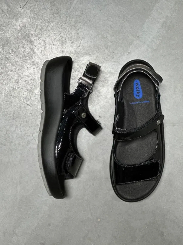 Wolky Rio - black patent leather Sandals for women
