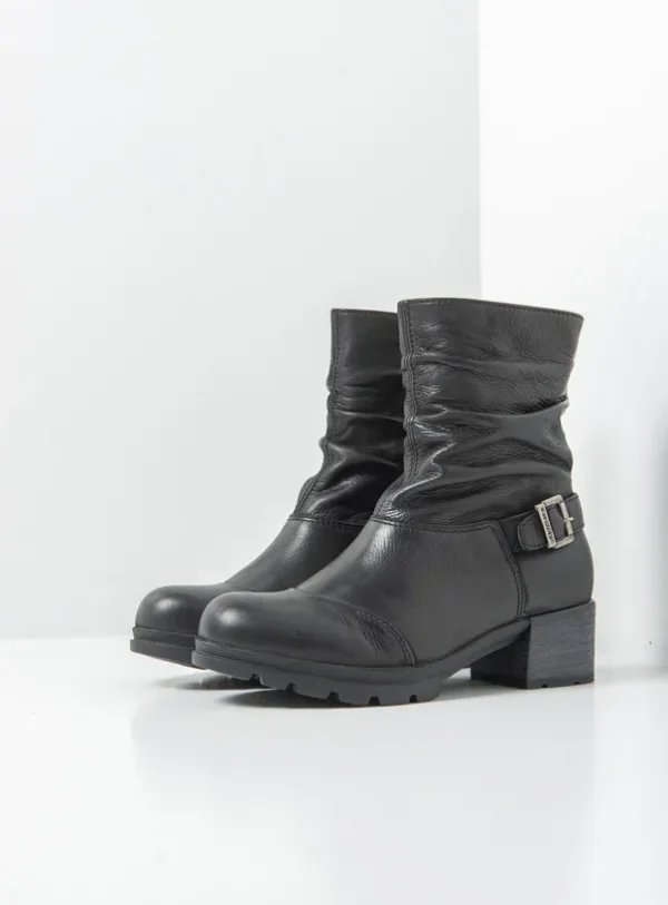 Wolky Troy WR - black leather Ankle support shoes for women