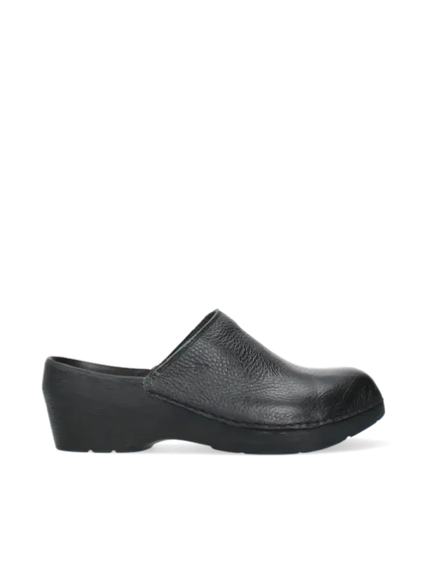 Wolky Pro Clog - black leather Clogs for women