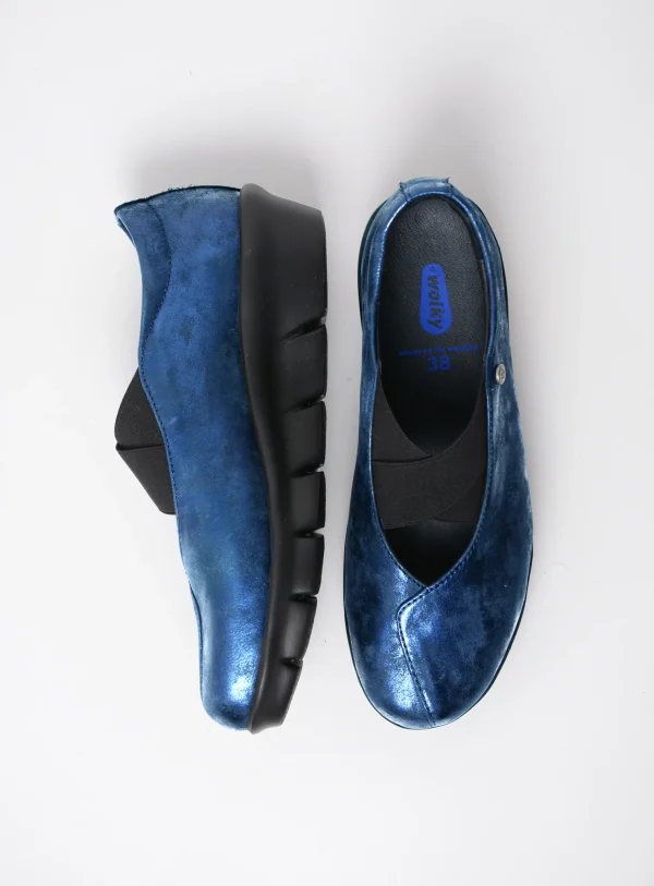 Wolky Cursa - blue metallic nubuck Loafers for women