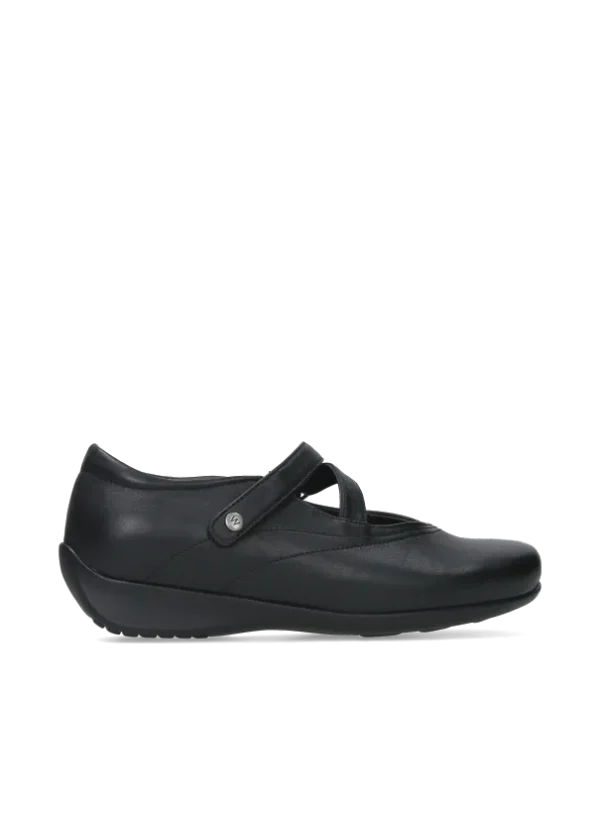 Wolky Passion - black leather Mary Jane shoes for women