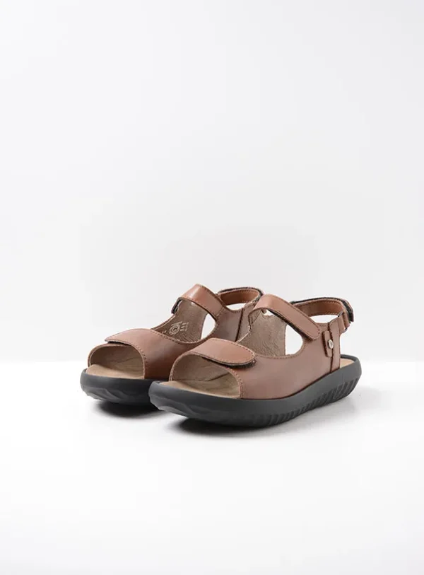 Wolky Feel XW - cognac leather Sandals for women