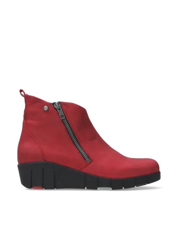 Wolky Phoenix HV - red nubuck Boots for women