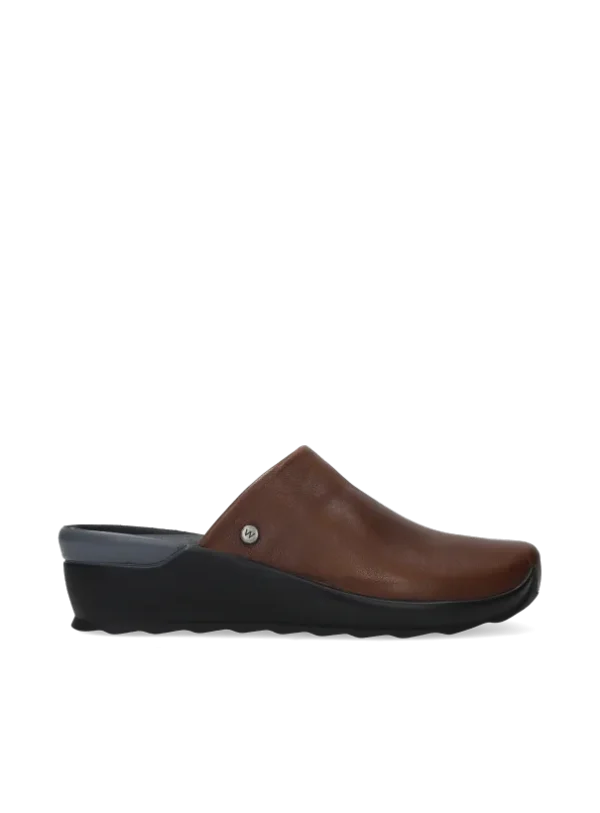 Wolky Go - cognac leather Clogs for women