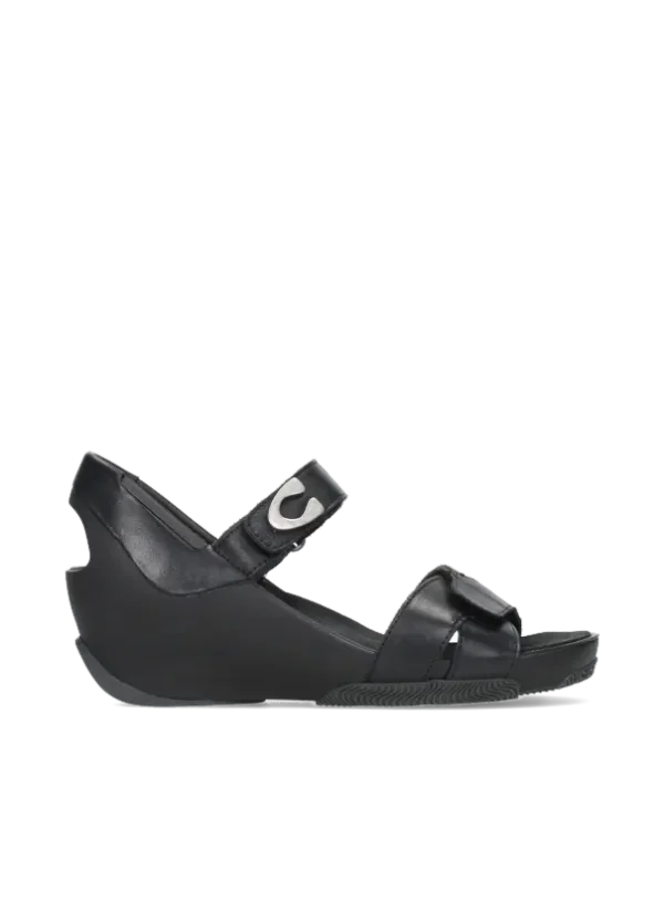 Wolky Epoch - black leather Sandals for women